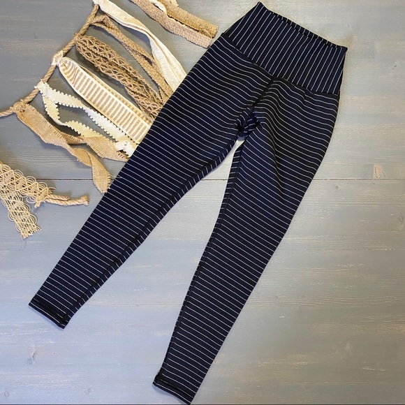 Sultry Legging: Navy Palm Daze Print main image 1
